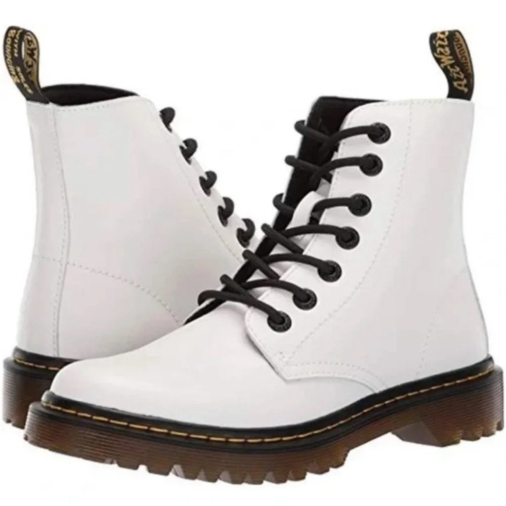 Dr Martens Luana White Leather Lace Up Combat Boots sz 6 - Picture 1 of 12